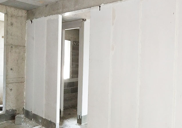 ALC輕質隔墻板與GRC隔墻板兩者的區別